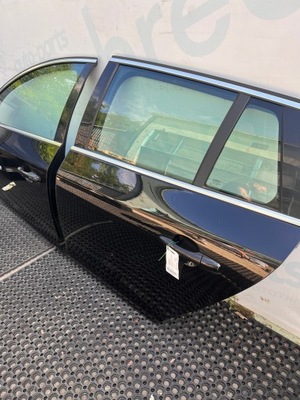 Volvo v60 двері ліва задні 717 фото №1