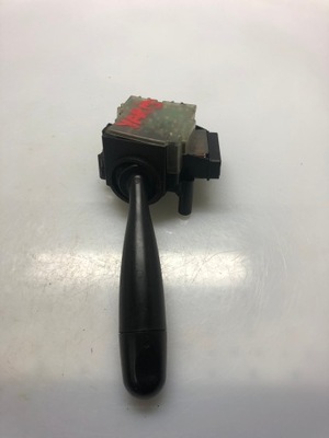 Переключатель рычаг toyota yaris фото №1