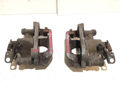 Renault master iii левый суппорт задняя 8200735275 фото №1