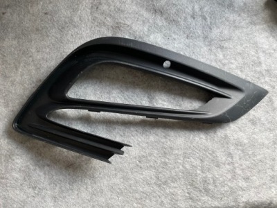 Opel оригінальний номер 42491764 решітка бампера фото №1