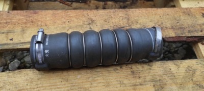 Труба повітря буфер ресори citroen c5 1.6 thp peugeot 9684980180 фото №1