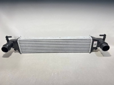 Радіатор повітря інтеркулер fiat 500x jeep renegade denso dit09126 фото №1