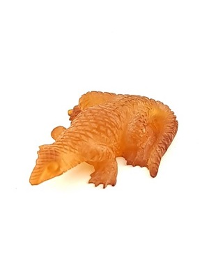Rzeźba jaszczurka amber bursztyn naturalny figurka