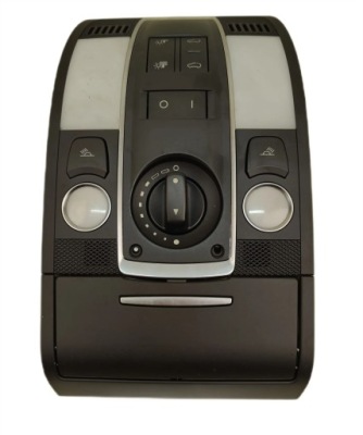 Audi q7 4l лампа салону стельовий передня czarna s-line 4l0947135p фото №1