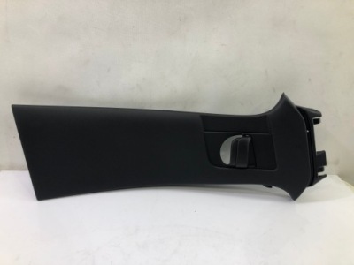 Volvo xc40 ii защита стойка правая 31479715 фото №1