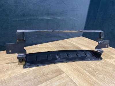 Дефлектор радіатора середній нижній range rover l405 ck52-001a04-ab фото №1