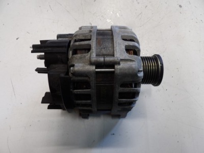 Генератор renault 231005300r фото №1