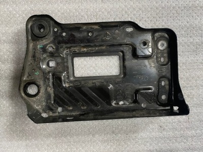 Mercedes w176 основание аккумулятора 2466200018 фото №1