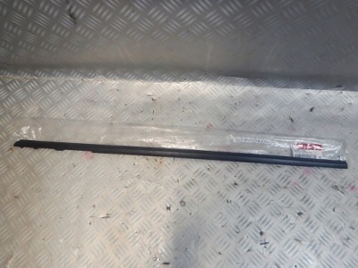 Kia picanto молдинг ущільнювач двері правий задня фото №1