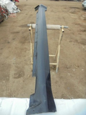 Поріг захист молдинг поріг права hyundai genesis sedan 2008 3.8 v6 фото №1