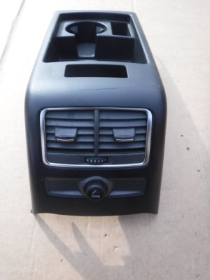 Решётки обдув задняя audi a6 c6 4f0863244c фото №1