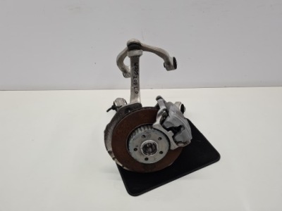 Mercedes w205 поворотний кулак лівий перед 2.0cgi комплект фото №1