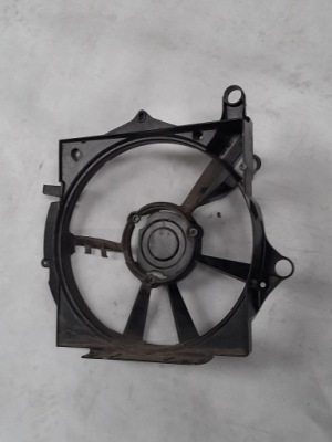 Porsche taycan корпус вентилятора ліва 9j1959455c фото №1