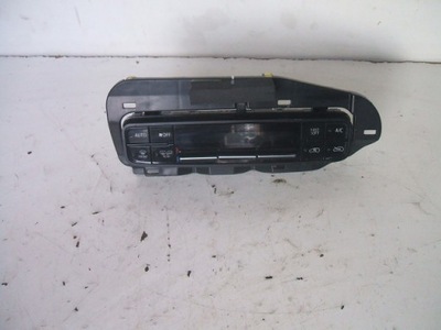 Toyota auris ii панель кондиционера обдув фото №1