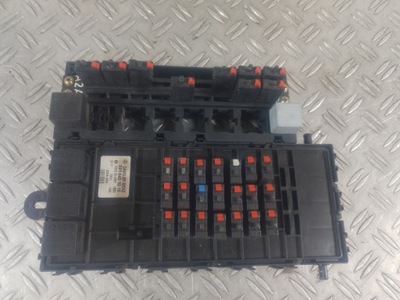 Mercedes atego коробка предохранителей 4.2 0015431015 фото №1