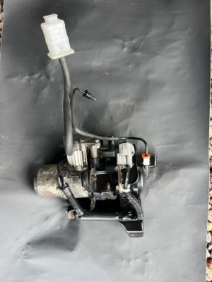 Насос компрессор подвеска lexus ls 460 600 iv ls4600 ls600h фото №1