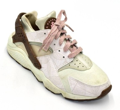 Nike Air Huarache BUTY SPORTOWE damskie 40,5