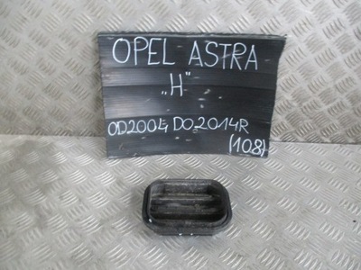 Решётка вентиляционная задняя opel astra h 04-14r фото №1