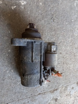 Стартер skoda fabia ii 1.9 tdi 09r фото №1