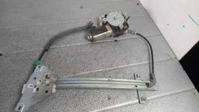 Підйомник правий задня volvo v40 02r 1.9dci kombi фото №1