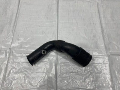 Fiat lancia jeep впуск повітрозабірник повітря 51857337 фото №1