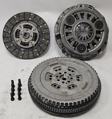Новий оригінальний набір зчеплення nissan navara / pathfinder 2.5 dci фото №1
