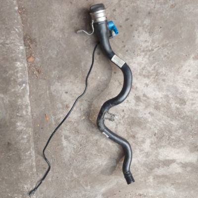 Труба бака топлива bmw f30 724403305 фото №1