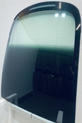 Стекло задняя w крышка tesla 3 2017- фото №1