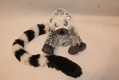 LEMUR MASKOTKA OK. 16 CM