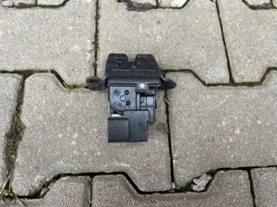 Kia proceed ii замок крышки багажника фото №1