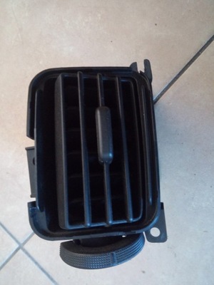 Решітка обдув nissan nv200 oryg. фото №1