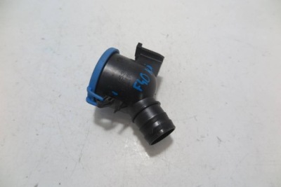 Bmw 1 f40 2019 трубка заливной жидкость do омывателя окон фото №1