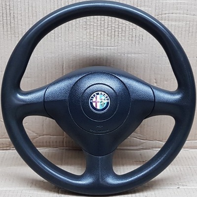 ALFA ROMEO 147 VOLANTE DE TRES RADIOS BUEN ESTADO  