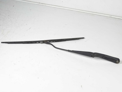 MERCEDES C W203 WIPER BLADE HOLDER WIPER BLADES LEFT  