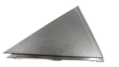 Hyundai ix35 заглушка треугольник дверь правый задняя фото №1