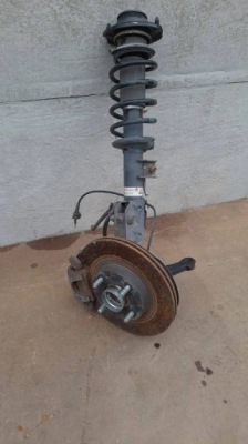 Поворотний кулак ліва перед передня peugeot ion c-zero i-miev фото №1