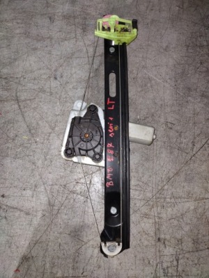 Механізм скло лівий задня bmw e87 фото №1