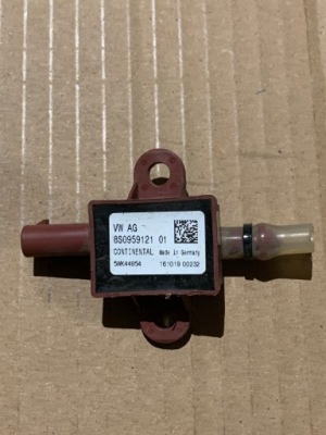 Audi tt датчик захисту piszych 8s0959121 фото №1