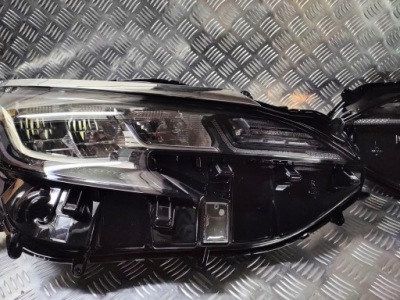 Toyota sienna 2021 лампа фара права ліва передня перед 24 фото №1