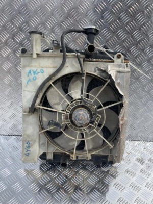 Радіатор води вентилятор aygo c1 107 1.0 фото №1