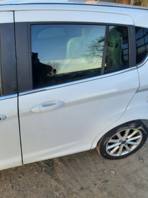 Ford b-max дверь левая задние dc фото №1