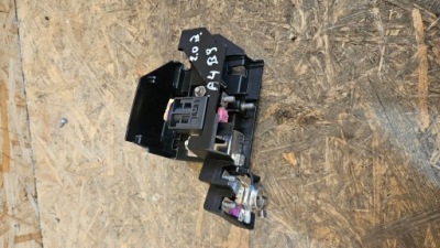 Audi a4 b9 клемма 8w0915459e фото №1