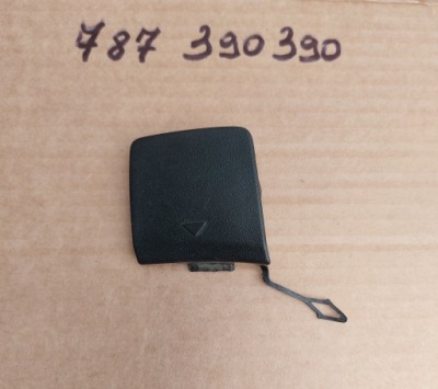 Bmw x1 оригинальная заглушка бампера фаркоп задняя фото №1