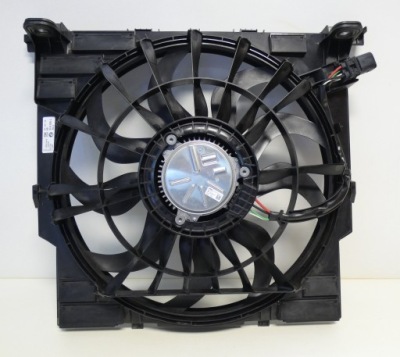 Bmw g60 g61 7925814 корпус вентилятор радиатора фото №1