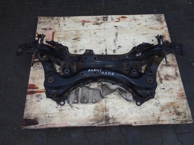 Підрамник поперечина toyota auris 2.0 d4d фото №1