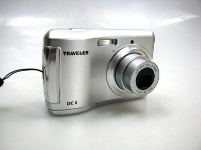 TRAVELER DC X / 10MPIX APARAT CYFROWY