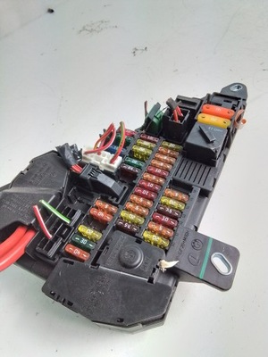 M592 коробка запобіжників bmw e63 фото №1