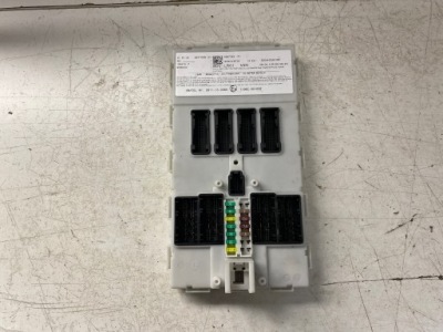 Bmw i3 модуль bsi запобіжників 6847045 фото №1