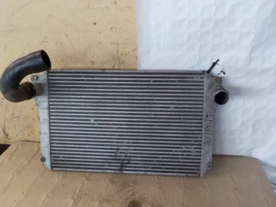 Toyota avensis 2.2 d-cat радиатор интеркулер фото №1