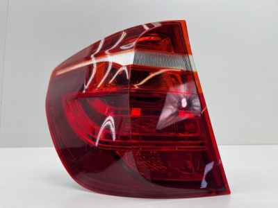 Bmw x3 f25 ліва лампа задня w крила 7217305 фото №1